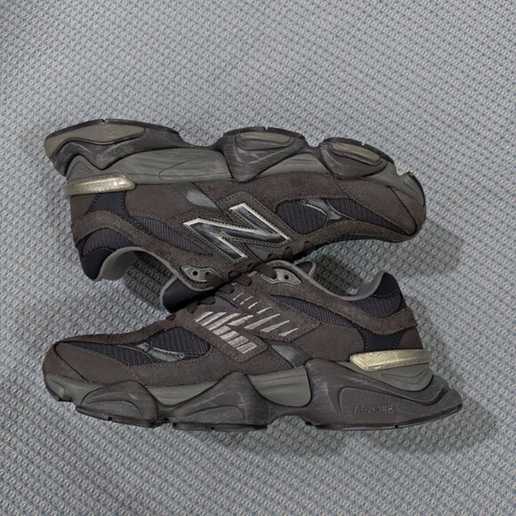 New Balance 9060 Sneakers In Dark Grey - Picture 2 of 8